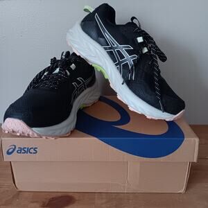 Asics Gel Venture 10 Womens Trail Runners Black / Whisper Green NWB Size 8.5